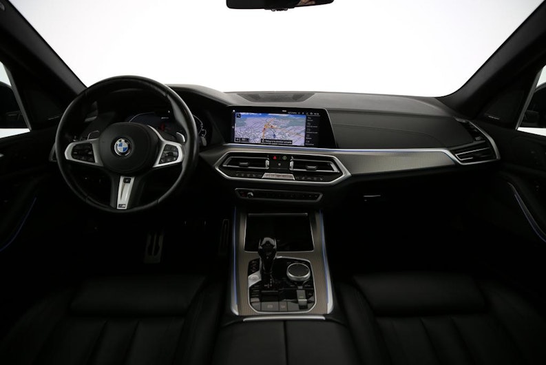 Vehicle image BMW X5