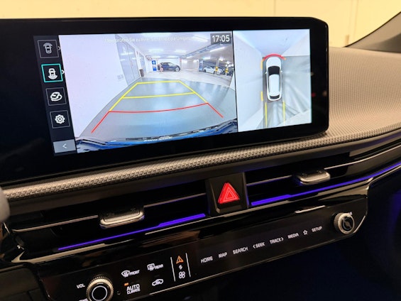 Vehicle image 7 Vehicle image 7