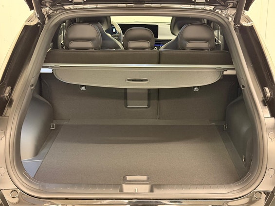 Vehicle image 17 Vehicle image 17