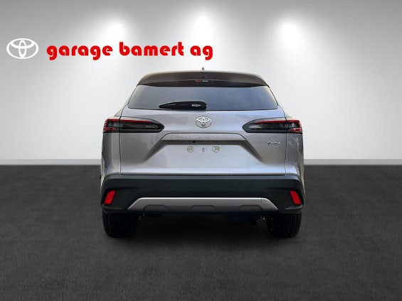 Vehicle image 4 Vehicle image 4