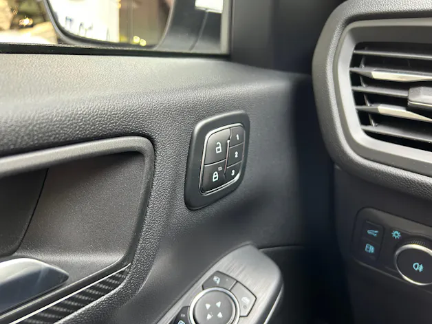 Ford Kuga 2.5 PHEV ST-Line X FWD
