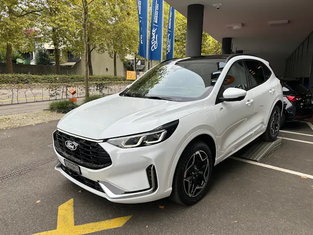 Ford Kuga 2.5 PHEV ST-Line X FWD
