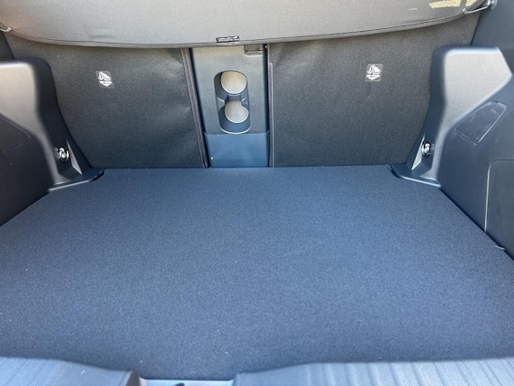 Vehicle image 16 Vehicle image 16