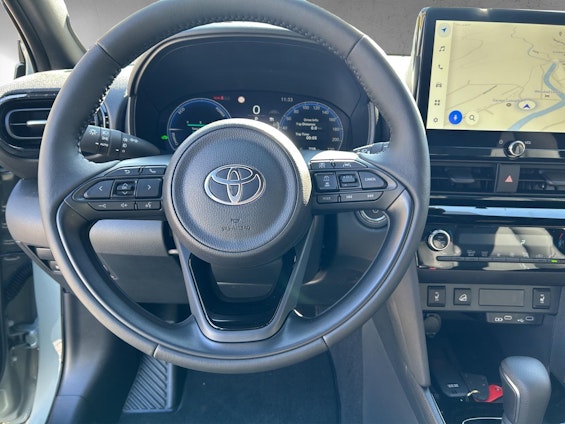 Vehicle image 10 Vehicle image 10