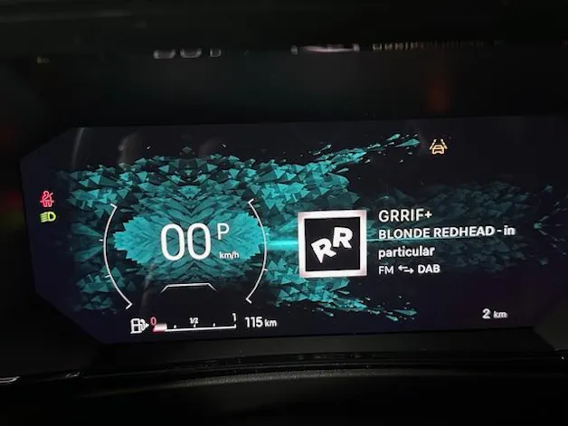 DS Automobiles No4 1.2 Hybrid Pallas