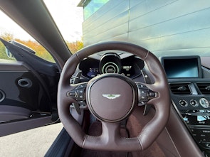 Vehicle image ASTON MARTIN DBS Volante 770 5.2 V12 Bi-Turbo Ultimate