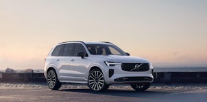 Vehicle image VOLVO XC90 2.0 T8 TE Ultra Dark eAWD