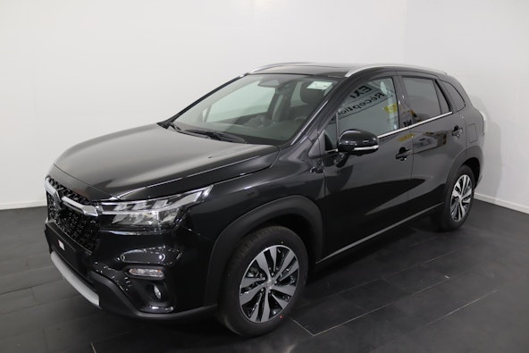 First vehicle image