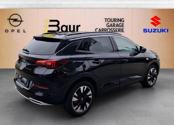 Vehicle image 4 Vehicle image 4