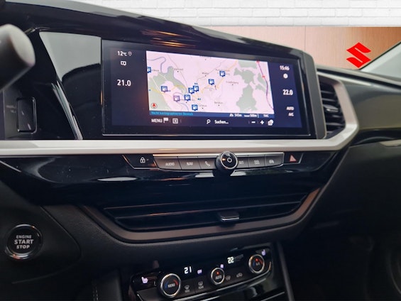 Vehicle image 14 Vehicle image 14