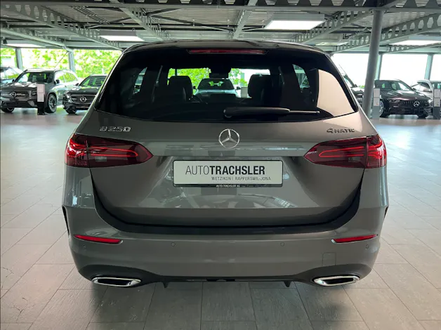 Mercedes-Benz B 250 AMG Line 4matic