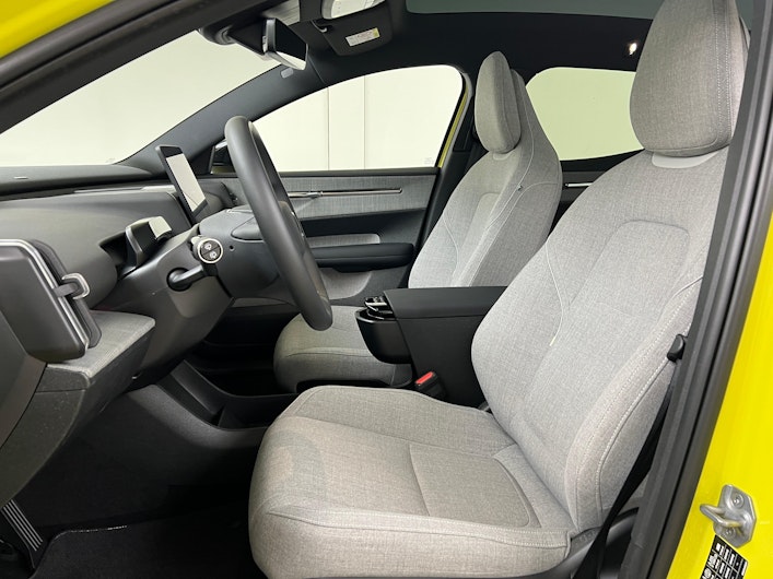 Vehicle image VOLVO EX 30