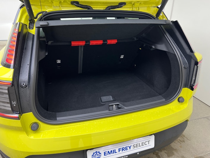 Vehicle image VOLVO EX 30