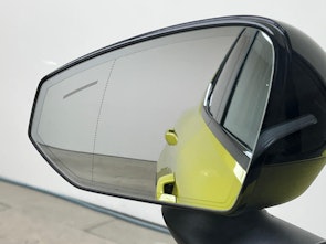 Vehicle image VOLVO EX30 E60 Ultra / ab 3,99% Leasing inkl. 1 Jahr Protect Autoversicherung