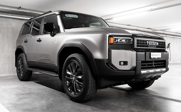 Vehicle image 10 Vehicle image 10