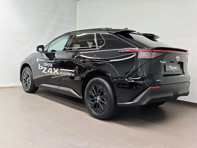 Toyota bZ4X Premium AWD