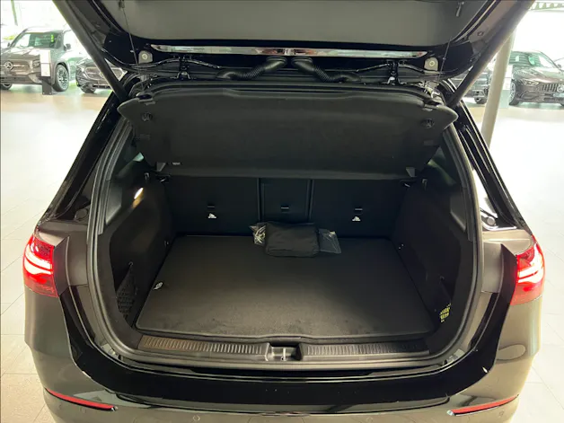 Mercedes-Benz B 220 AMG Line 4matic