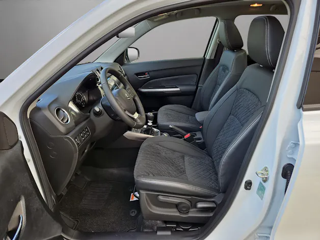 Suzuki Vitara 1.4 T Compact Top Hybrid 4x4