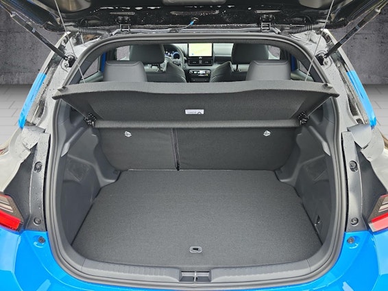 Vehicle image 10 Vehicle image 10