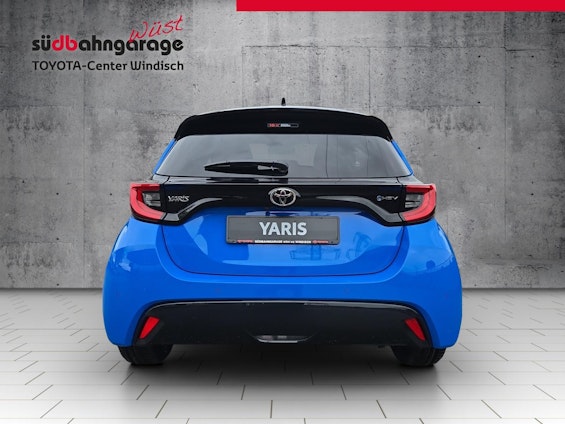 Vehicle image 13 Vehicle image 13