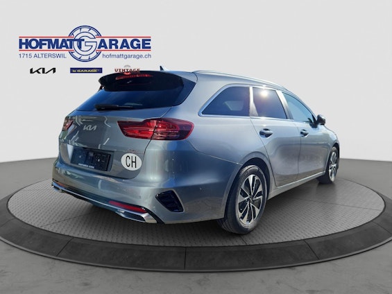 Vehicle image 2 Vehicle image 2