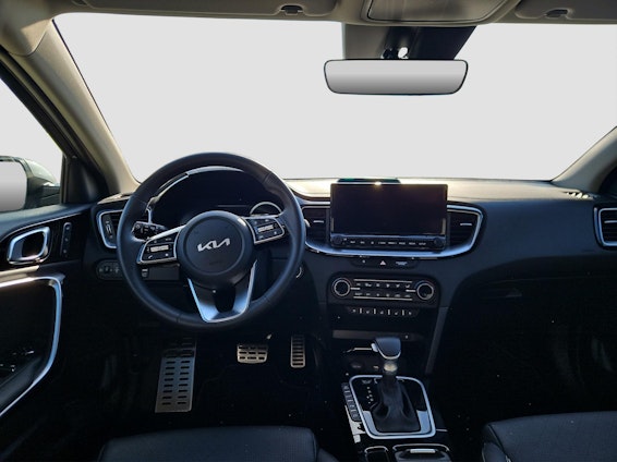 Vehicle image 6 Vehicle image 6