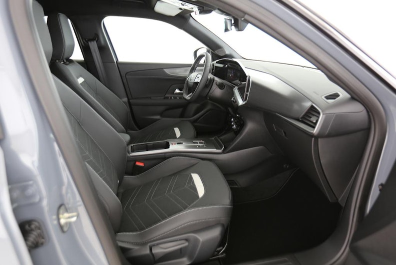 Vehicle image OPEL MOKKA