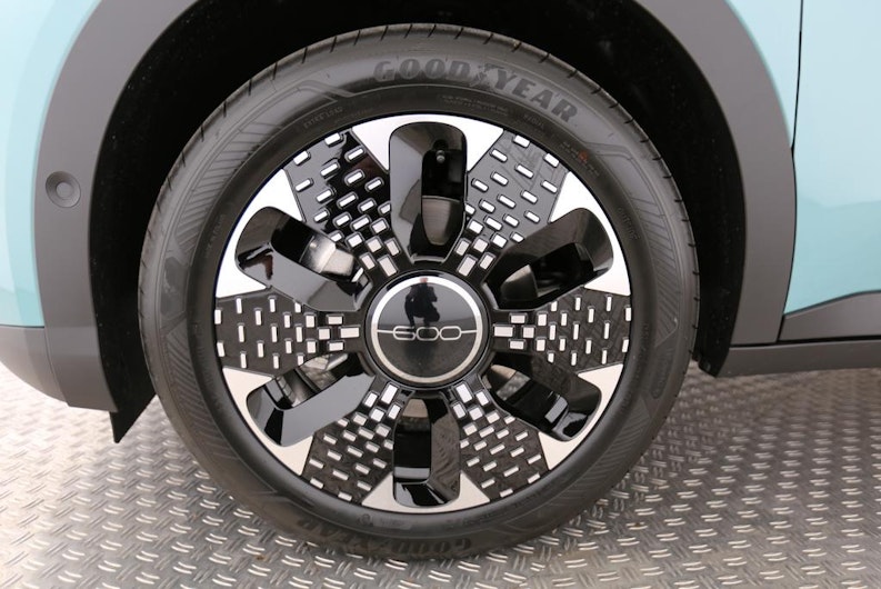 Vehicle image FIAT 600