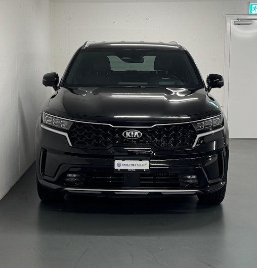 Vehicle image KIA SORENTO