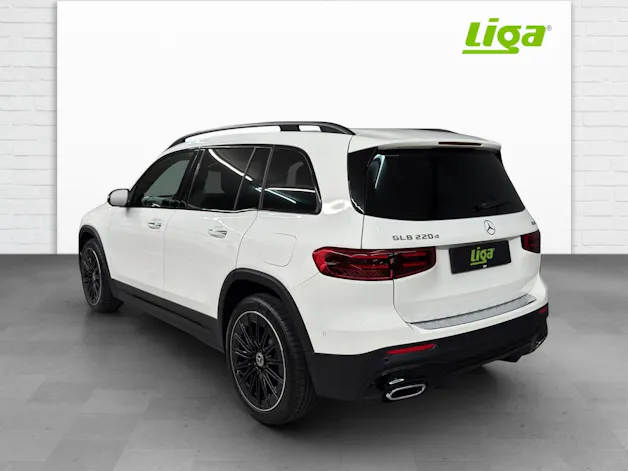 Mercedes-Benz GLB 220 d AMG Line 4Matic