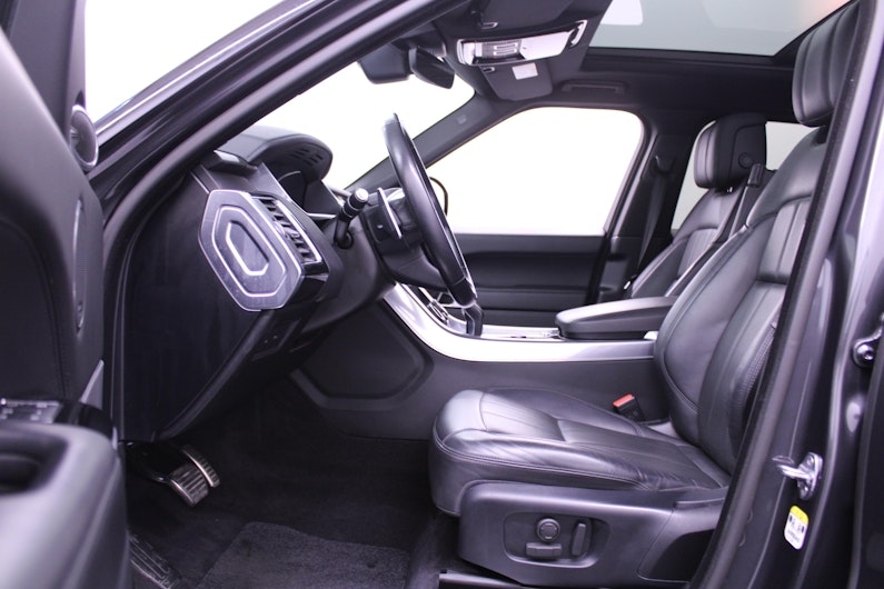 Vehicle image LAND ROVER RANGE ROVER SPORT