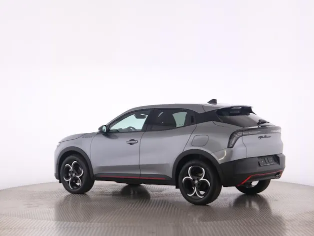 Alfa Romeo Junior 1.2 Ibrida Speciale