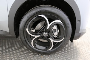 Vehicle image ALFA ROMEO Junior 1.2 Ibrida Speciale