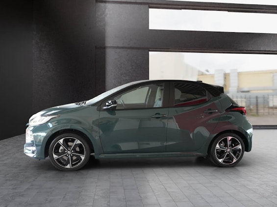 Vehicle image 3 Vehicle image 3