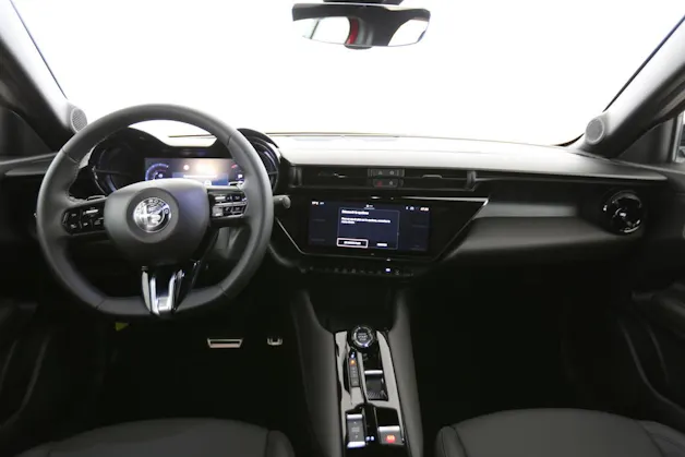 Alfa Romeo Junior 1.2 Ibrida Q4