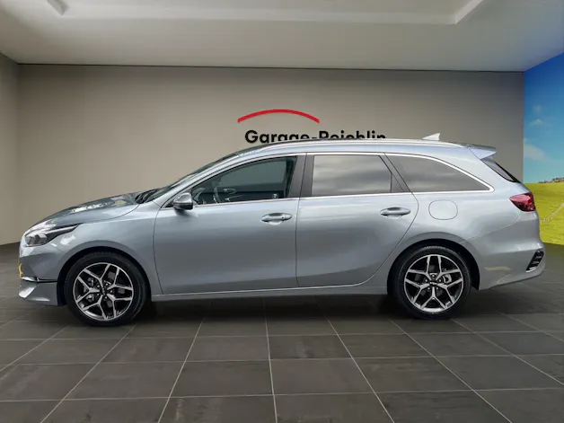 Kia Ceed SW 1.5 T-GDi MHEV Power
