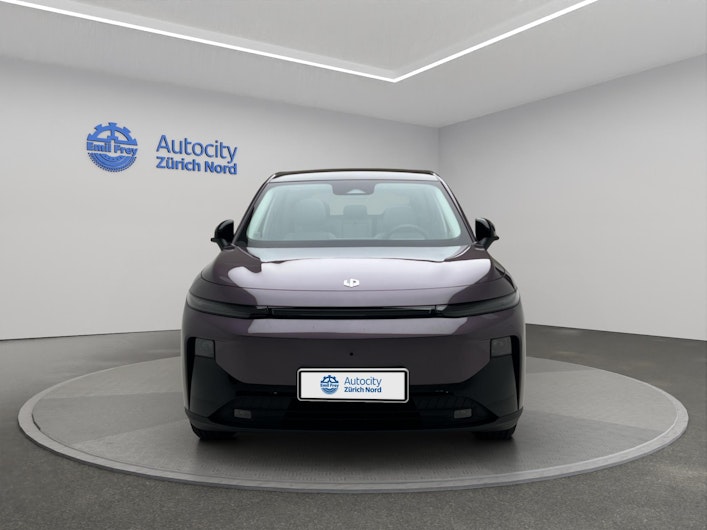 Vehicle image LEAPMOTOR B10