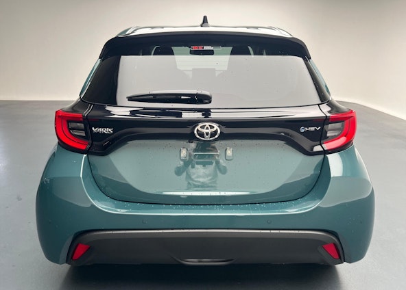 Vehicle image 3 Vehicle image 3