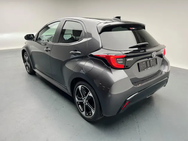 Toyota Yaris 1.5 VVT-i HSD Premium