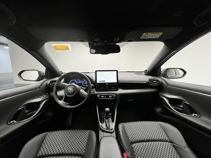 Vehicle image TOYOTA YARIS