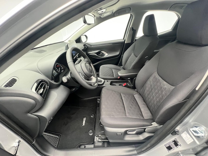 Vehicle image TOYOTA YARIS
