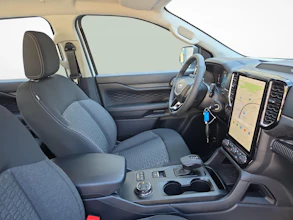 https://vehicle.imgix.net/4036570/81afe446-c6d5-4429-8e85-3e6eb4e346f9.jpg