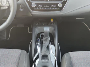https://vehicle.imgix.net/4036586/01e8cbf3-ffb7-40ce-a51d-dae087ee18b5.jpg