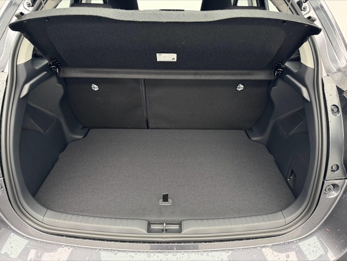 Vehicle image TOYOTA YARIS