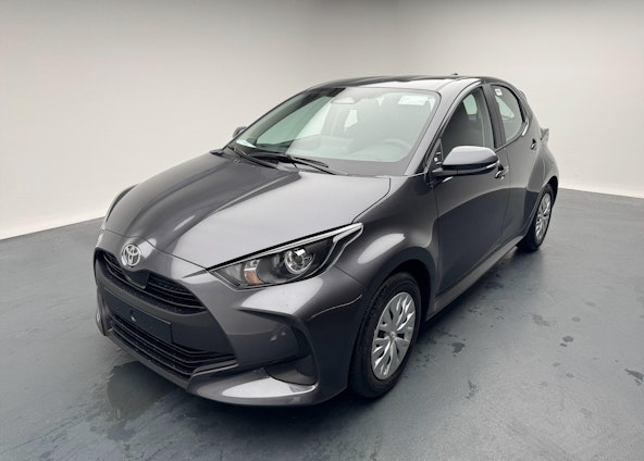 First vehicle image First vehicle image