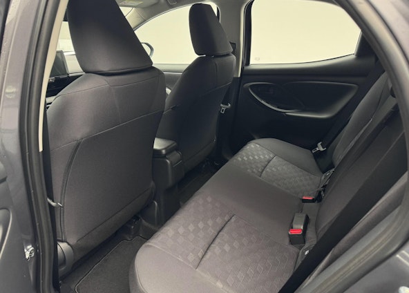 Vehicle image 6 Vehicle image 6