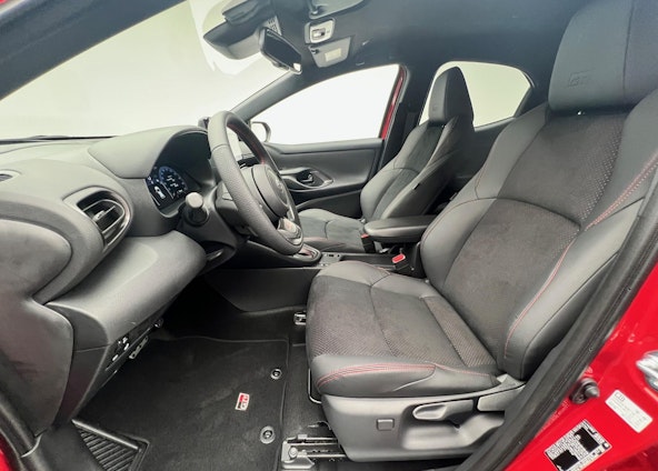 Vehicle image 8 Vehicle image 8