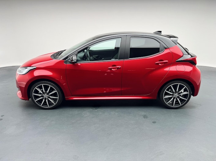 Vehicle image TOYOTA YARIS