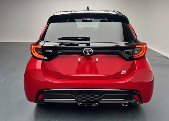 Vehicle image 4 Vehicle image 4