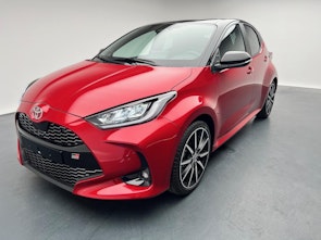 Vehicle image TOYOTA Yaris 1.5 VVT-i HSD GR Sport